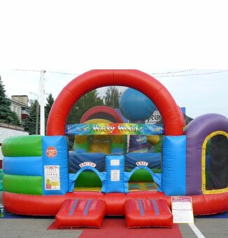 Prodám nafukovací labyrint se skluzavkou Výroba USA