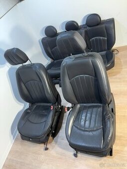 /// Sedačky Mercedes Benz W211 Combi 2007 ///