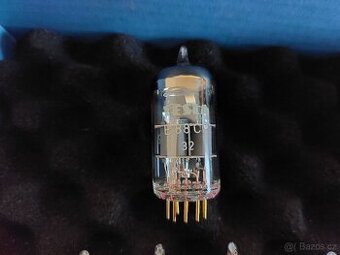 Elektronka Tesla E88CC,  Nová