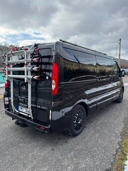 Opel Vivaro Westfalia long (7 míst) r.v. 2011, 2.5 CDTi