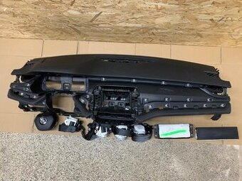 Airbagy, pásy, palubní deska Škoda Octavia 4 origo deska