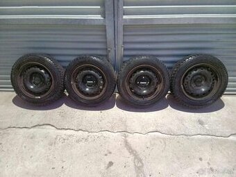 ZIMNÍ PNEU + DISKY 14" 175/65 R14.. PEUGEOT 206