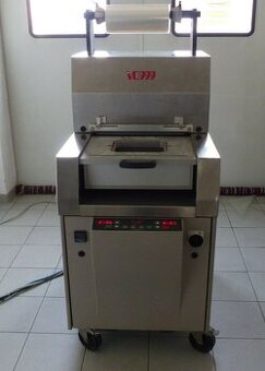 Vakuový balicí stroj