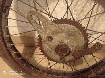 Zadní kolo ČZ 125 t