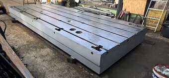 litinová upínací deska s T drážkami 4500x1750x350mm