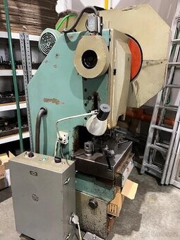 Výstředníkový lis Smeral LENR 25 A (7431)