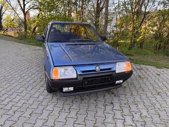 Škoda favorit 136 1.3.50kw R.v.1994 Auto je v původním stavu