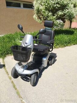 Elektrický skútr pro seniory