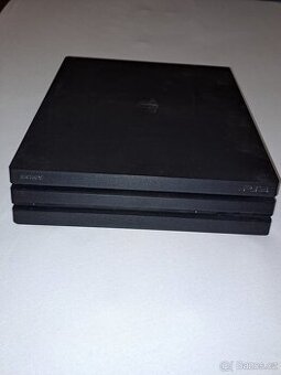 Ps4 pro 1tb+virtuální realita a hry