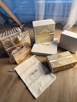 Dior tašky a krabice