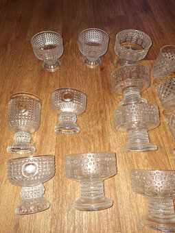 Prodám staré sklo, keramiku, džbán art deco.Matura, Pánek