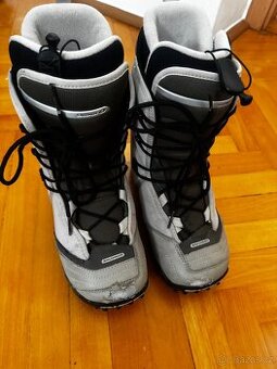 Boty na snowboard Salomon Cleaver, vel 24,5 (39)