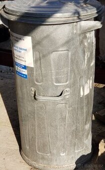 Nádoby na odpadky. Meva. Použitý. Vysoce kvalitní