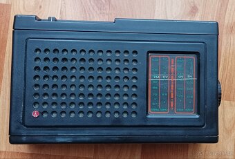 Staré rádio Domino TYP2832AB