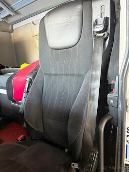 Sedačka řidiče DAF XF E6 106 480