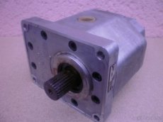 hydraulická čerpadla UR80/16L   16-20 MPa  1500 ot