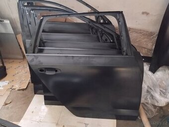 Pravé zadní dveře Škoda Octavia 3 nové originální