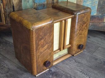 Staré rádio Titan 936