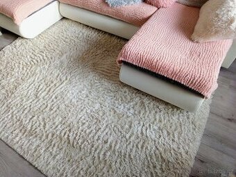 KOBEREC DLOUHÝ VLAS.... KRÉMOVÝ