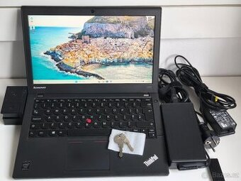 Lenovo ThinkPad X240 + Dokovací stanice a 2x zdroj