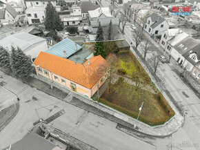 Prodej rodinného domu, 290 m², Kladno, ul. Klikorkova - 1