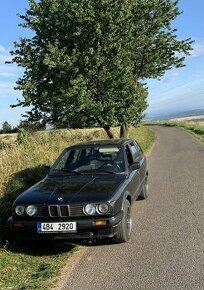 BMW E30 316i Touring