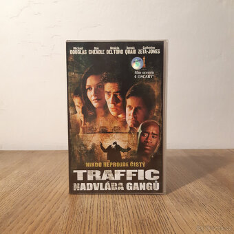 17x VHS video kazety #2 /SLEVA/