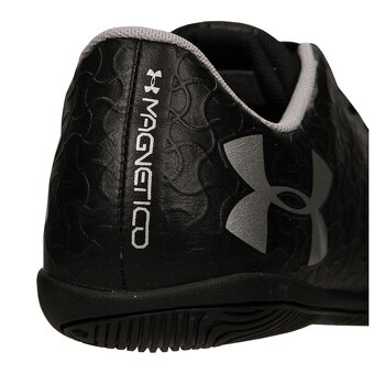 Pánské tenisky, sálovky - Under Armour UA Magnetico - Nové