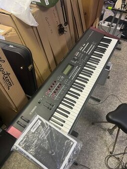 Yamaha MOXF-8 syntezator, klad. mechsnika Top