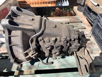 Převodovka Mercedes W115 Žralok