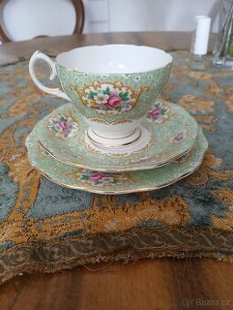 Vintage čajový set Gainsborough Fine Done China bude skvělým