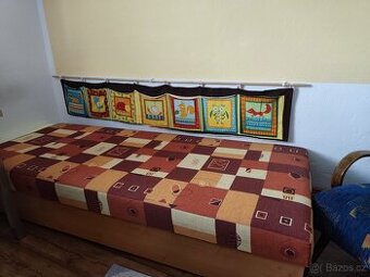 Válenda s úložným prostorem 200x90 cm
