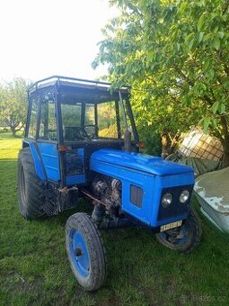 Traktor Zetor 4011