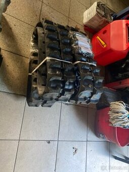 Pásy na minibagr nebo minidumper - 1