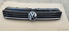 VW Polo 6C0 přední maska chladica - 1