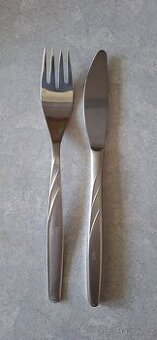 Jídelní příbory- KOUPÍM - 1