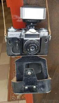 Fotoaparát ZENIT E + KAMERA + EXPOZIMETR
