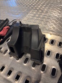 Prodám airbox z moto sherco