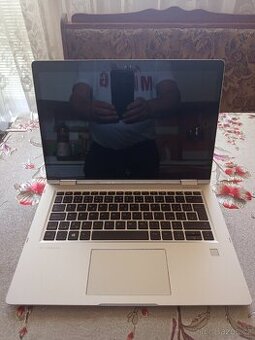 Hp elitebook x 360 model: hsn-104c na náhradní díly.