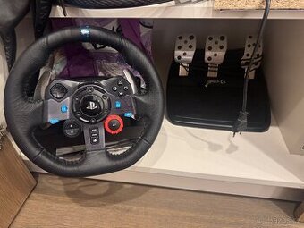 Logitech G29 + pedály + řadící páka + držák