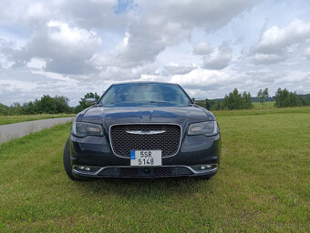 Chrysler 300C 2017 3.6 V6 AWD, převodovka 8ZF