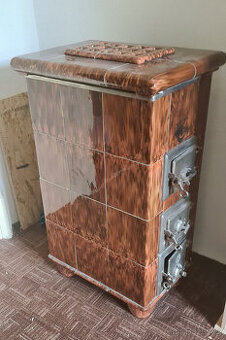 Starožitná kachlová kamna