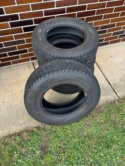 Prodám zimní pneu Barum SnoVanis 3 - 215/70 R15 C