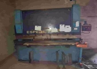 Ohraňovací lis CTO 125/3150 N z roku 1995