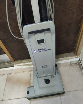 Vysavač Nilfisk GU 355 Dual