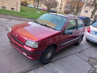 Renault Clio Baccara dily