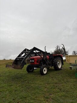 Zetor 5711 s čelním nakladačem