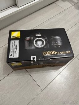 Fotoaparát Nikon D3200 + objektiv Nikkor