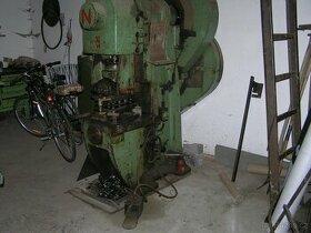 Výstředníkový lis 50 t