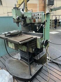 Frézka na kov FN 40 +příslušenství z 2 kusů na výběr